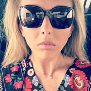 Women’s polarized Ray-Ban Sunglasses